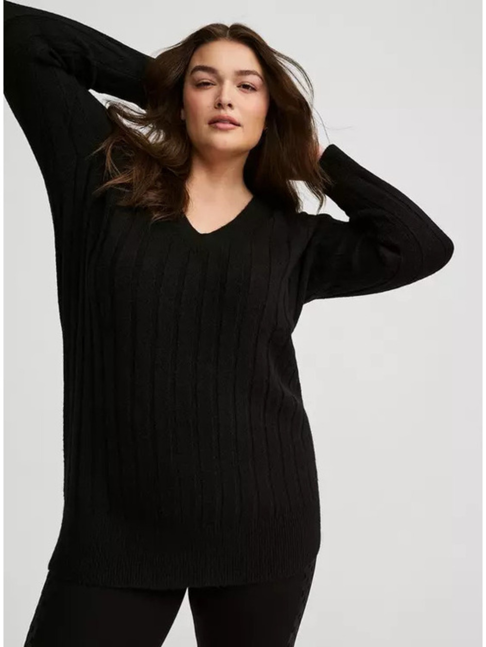 Torrid Vegan Cashmere Tunic Sweater Black V-Neck Ribbed Knit Size 1
